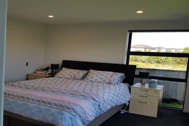 Photo of property in 6 Tomairangi Crescent, Pukekohe, 2120