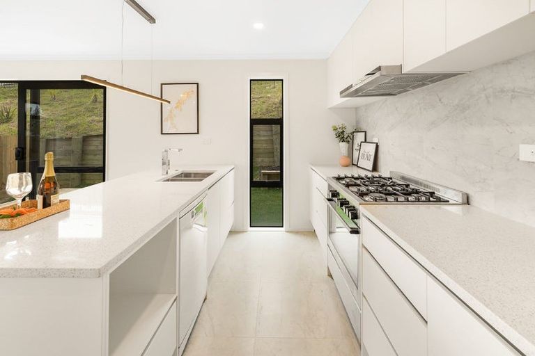 Photo of property in 9 Oku Close, Hillcrest, Hamilton, 3216