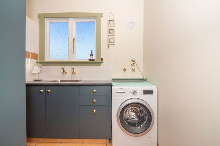 Photo of property in 145 Russell Street, Westport, 7825