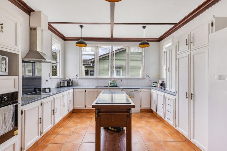 Photo of property in 21a Shamrock Street, Takaro, Palmerston North, 4412