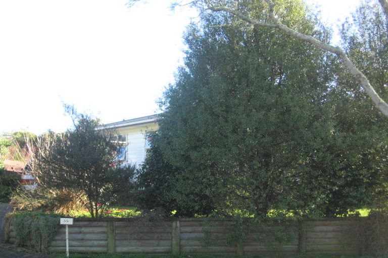 Photo of property in 35 Fuchsia Avenue, Pukete, Hamilton, 3200