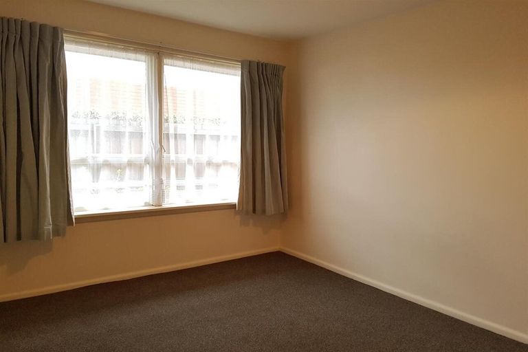 Photo of property in 13 Normans Road, Strowan, Christchurch, 8052