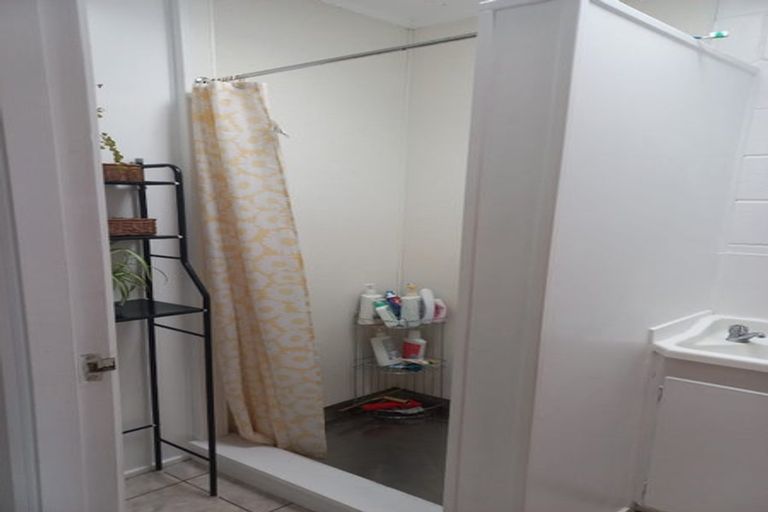 Photo of property in 5/23 Orams Road, Hillpark, Auckland, 2102