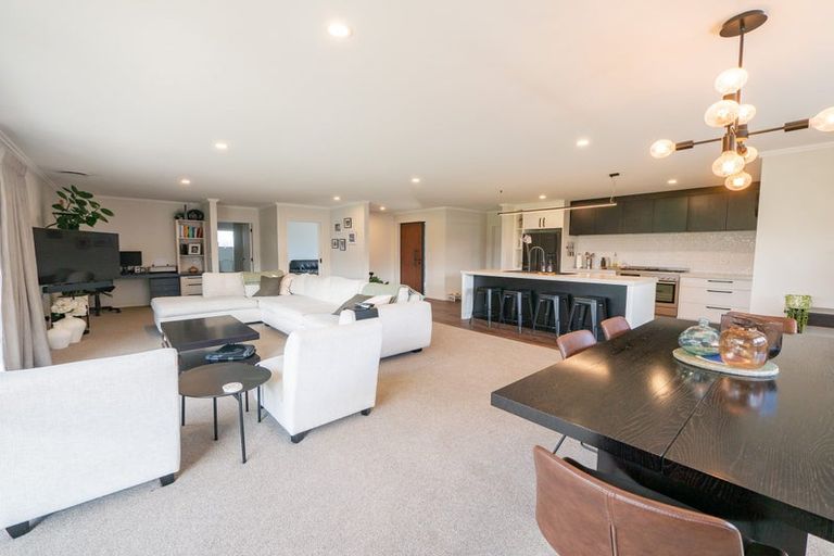 Photo of property in 41 Anderton Crescent, Mosgiel, 9024