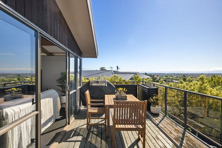Photo of property in 4 View Terrace, Huntsbury, Christchurch, 8022