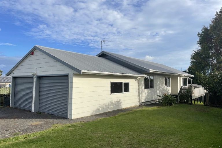 Photo of property in 183 Coxhead Road, Wattle Downs, Auckland, 2103
