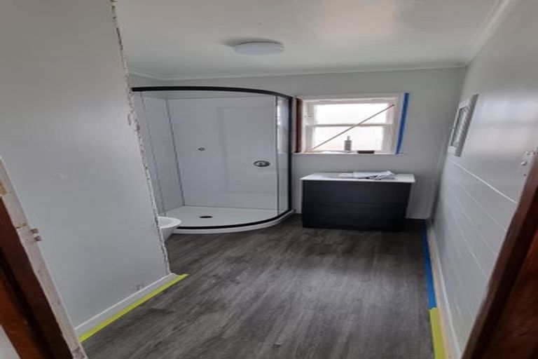 Photo of property in 70 Main Road, Wainuiomata, Lower Hutt, 5014