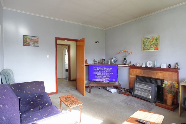 Photo of property in 28 Egmont Street, Patea, 4520