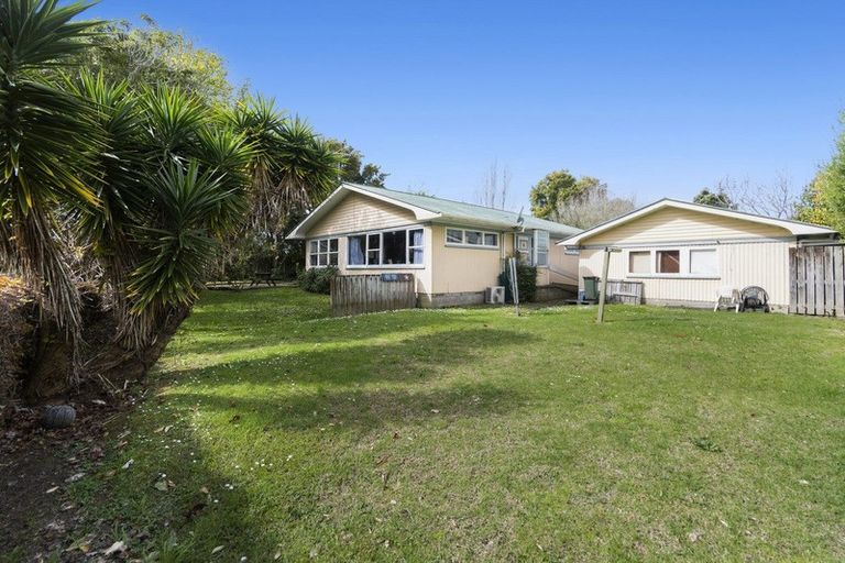 Photo of property in 37 Mcinnes Road, Weymouth, Auckland, 2103