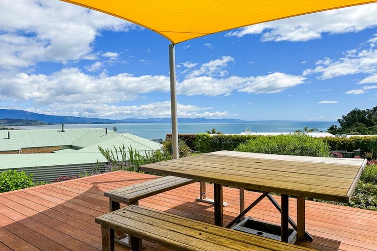Photo of property in 28 Bay Vista Drive, Pohara, Takaka, 7183