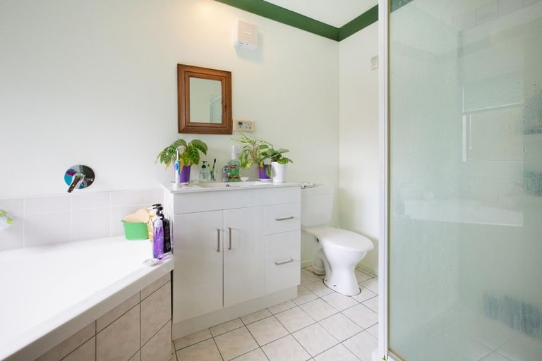 Photo of property in 125 Eskdale Road, Papakowhai, Porirua, 5024