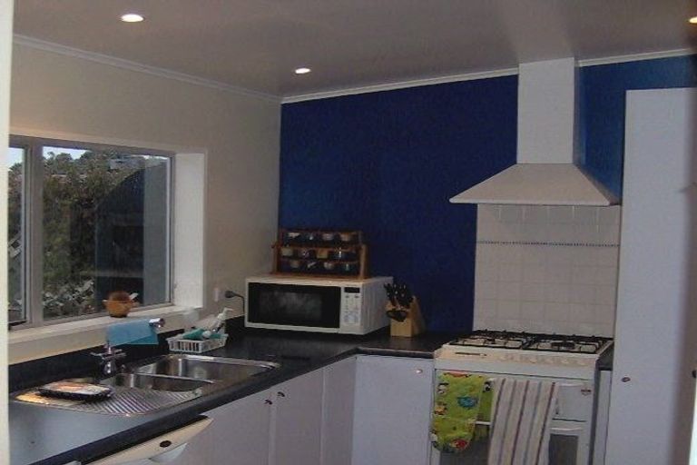 Photo of property in 74 Nottingham Street, Karori, Wellington, 6012