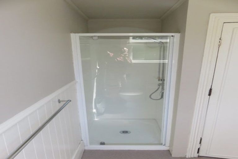 Photo of property in 68 Royal Terrace, Dunedin Central, Dunedin, 9016