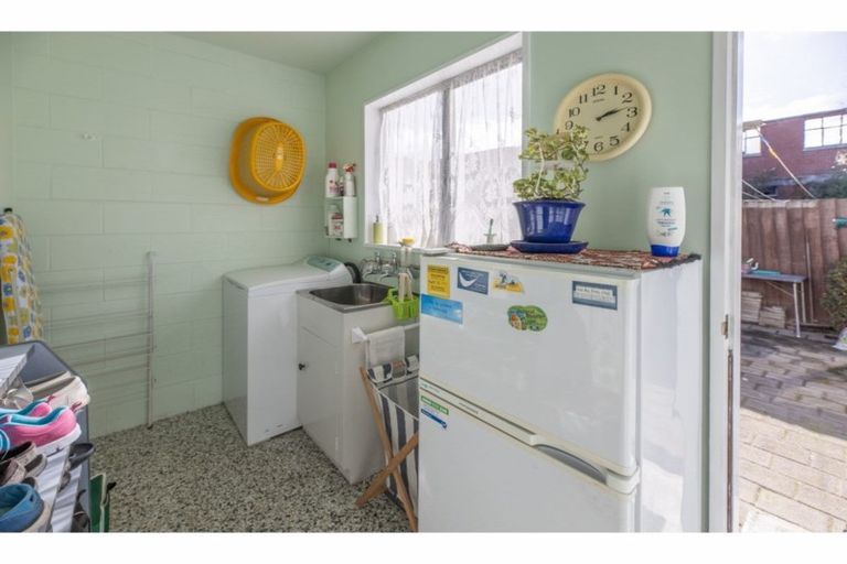 Photo of property in Carmichael Courts, 19/14 Wharenui Road, Upper Riccarton, Christchurch, 8041