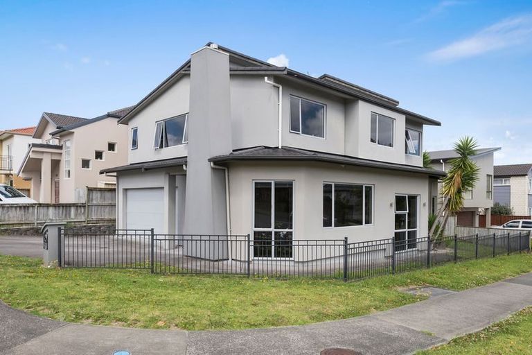 Photo of property in 49 Baverstock Road, Flat Bush, Auckland, 2016