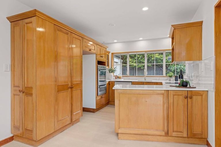 Photo of property in 2/7a Toorak Avenue, Avonhead, Christchurch, 8042