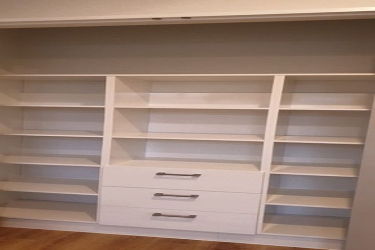 Photo of property in 4 Kauri Grove Drive, Kumeu, 0810