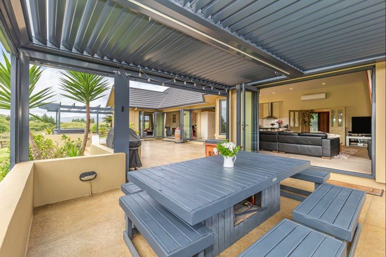 Photo of property in 100 Lea Grove, Levin, 5572