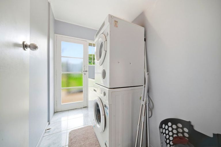 Photo of property in 112 Eskdale Road, Birkdale, Auckland, 0626