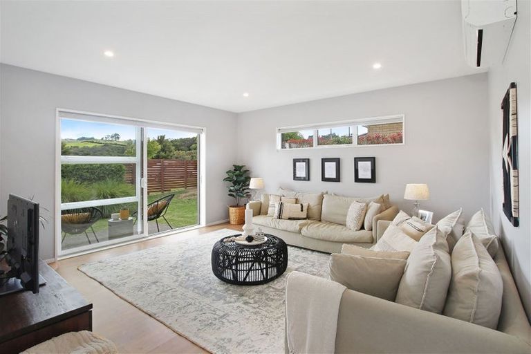 Photo of property in 176 Helenslee Road, Pokeno, 2472