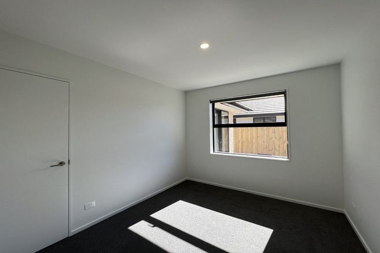 Photo of property in 62 Crossley Avenue, Woodend, 7610