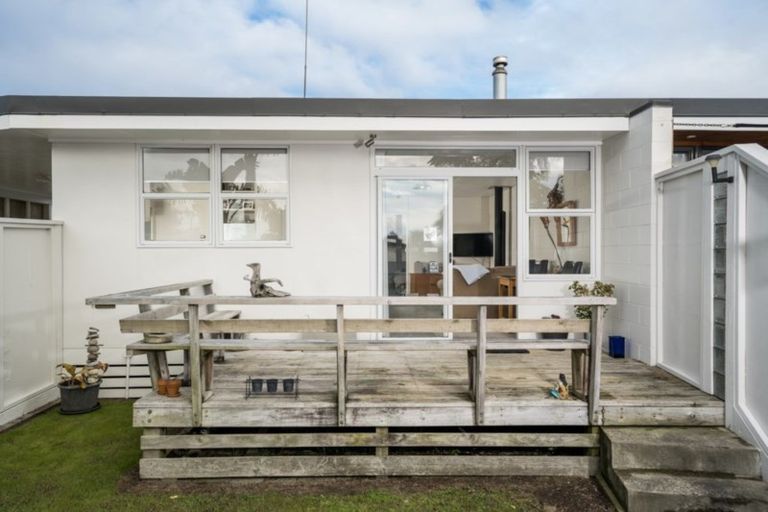 Photo of property in 4 Tahara Crescent, Mount Maunganui, 3116