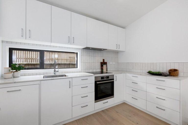 Photo of property in 6/323 Riverside Drive, Waterloo, Lower Hutt, 5011