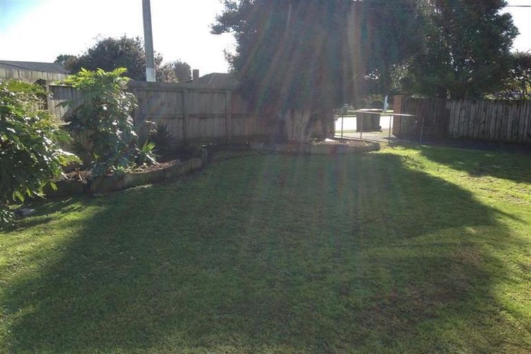 Photo of property in 25 Meadowcourt Drive, Manukau, Auckland, 2025