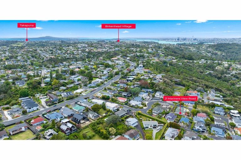 Photo of property in 21 Mariners View Road, Beach Haven, Auckland, 0626