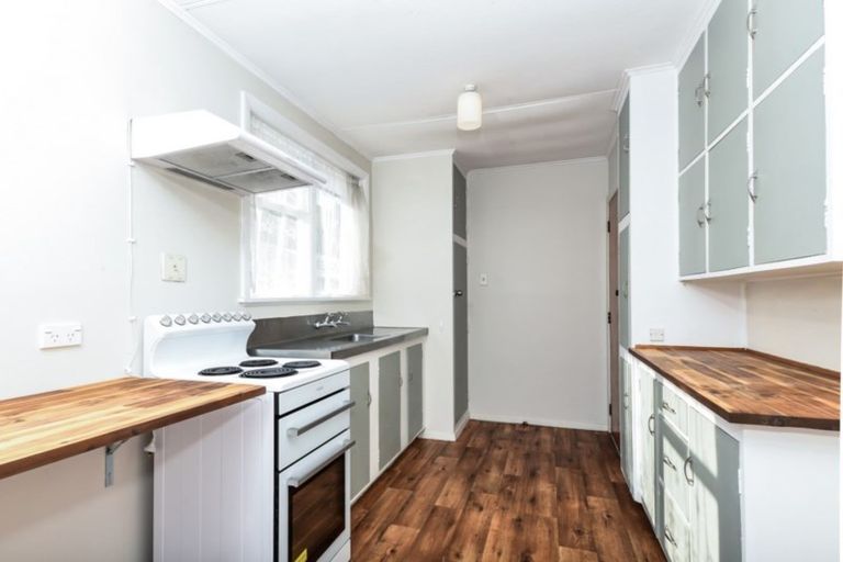 Photo of property in 55 Ross Crescent, Fairfield, Hamilton, 3214