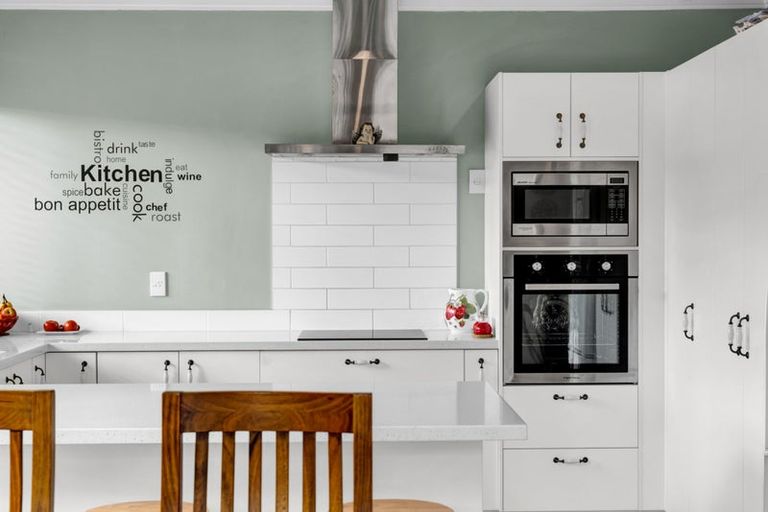 Photo of property in 12 Solway Terrace, Bell Block, New Plymouth, 4312