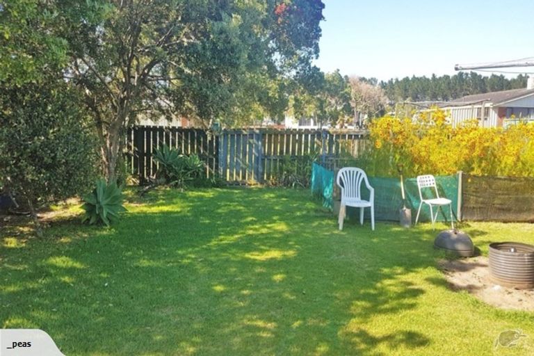 Photo of property in 5 Taotahi Walk, Ruakaka, 0116