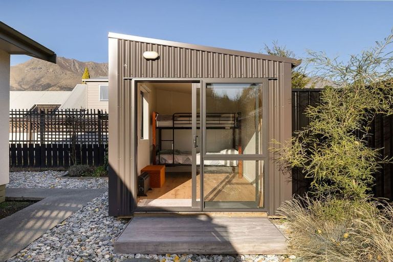 Photo of property in 23b Kawarau Place, Frankton, Queenstown, 9300