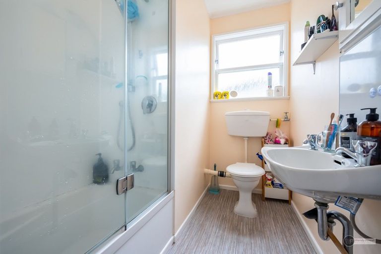 Photo of property in 23 Bushey Way, Maungaraki, Lower Hutt, 5010