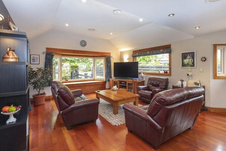 Photo of property in 3 Fairview Briars, Rangiora, 7400