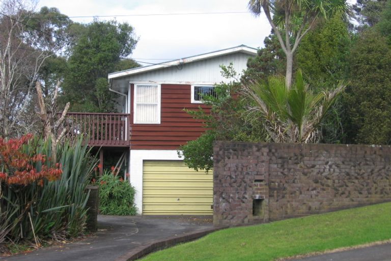 Photo of property in 3 Helena Street, Massey, Auckland, 0614