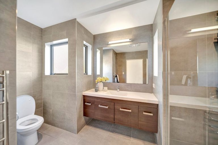 Photo of property in 41 Aberdeen Road, Castor Bay, Auckland, 0620