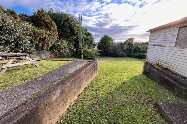 Photo of property in 24 Stanley Road, Glenfield, Auckland, 0629