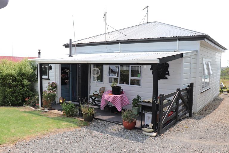 Photo of property in 6 Upland Road, Huntly, 3700