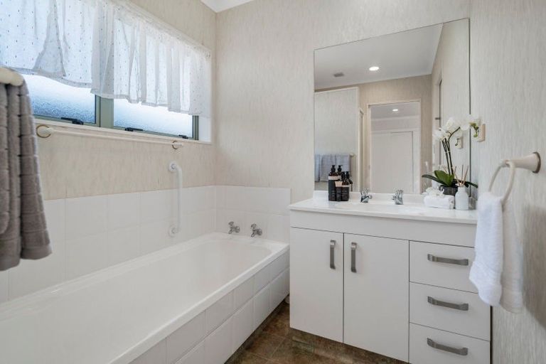 Photo of property in 18a Emmett Street, Greerton, Tauranga, 3112