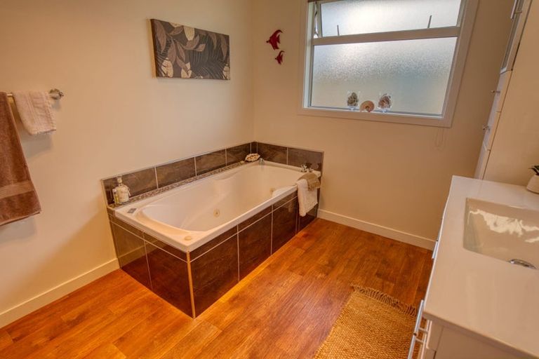 Photo of property in 11 Bowen Street, Kokatahi, Hokitika, 7881