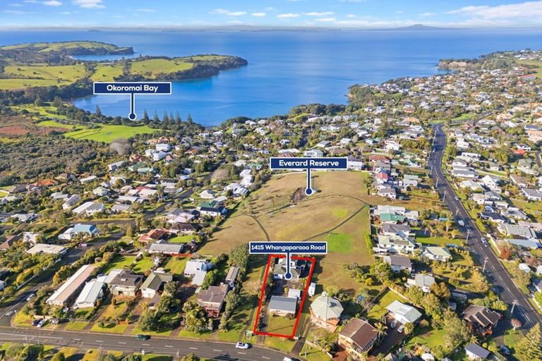 Photo of property in 1415 Whangaparaoa Road, Army Bay, Whangaparaoa, 0930