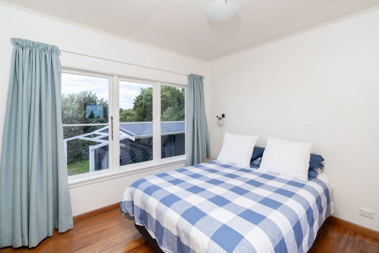 Photo of property in 37 Long Street, Raglan, 3225