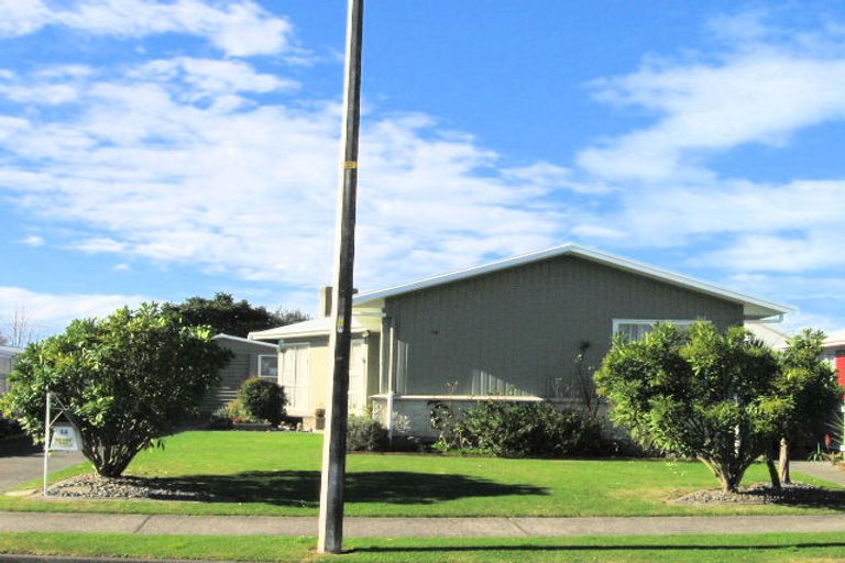 Photo of property in 14 Foster Terrace, Onekawa, Napier, 4110