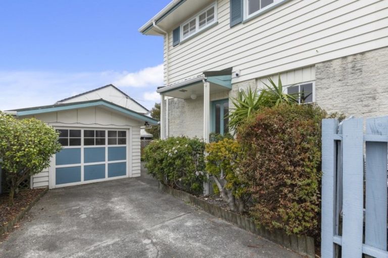 Photo of property in 1/23 Saint Columbans Grove, Boulcott, Lower Hutt, 5010