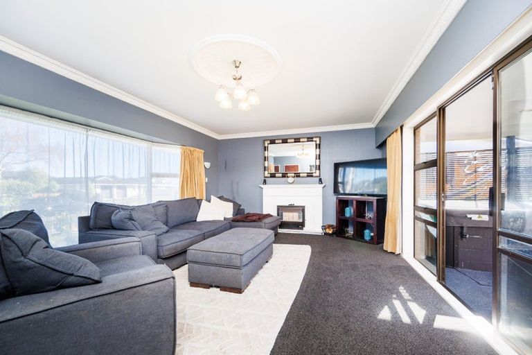 Photo of property in 18 Kentucky Way, Awapuni, Palmerston North, 4412