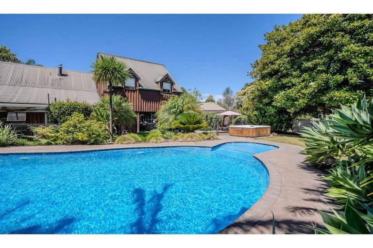 Photo of property in 17 Kendall Road, Kerikeri, 0230