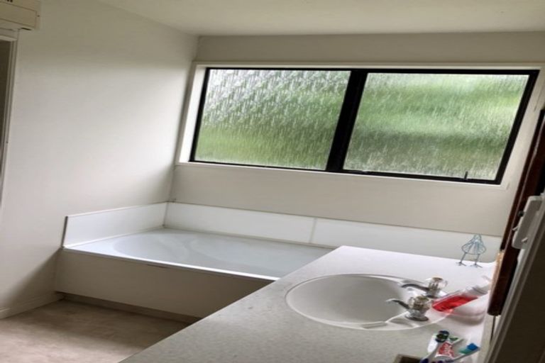 Photo of property in 2/11 Siska Place, Upper Riccarton, Christchurch, 8041