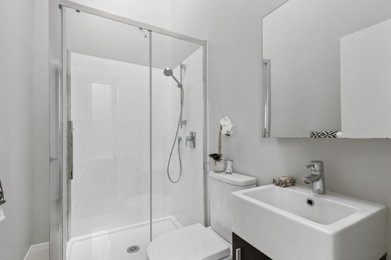 Photo of property in 8 Wineberry Way, Broadmeadows, 6037