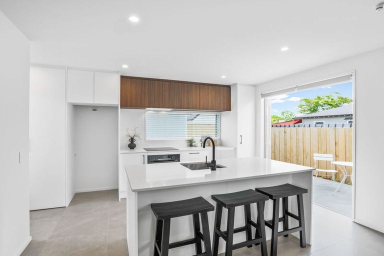 Photo of property in 1/11 Leitch Street, Somerfield, Christchurch, 8024